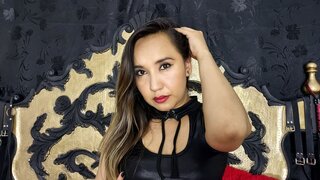 KinkymessyBlonde