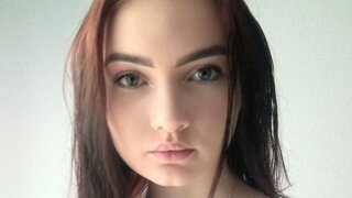 BellaStrang