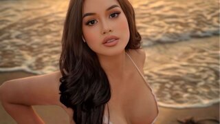KhylieHoliday